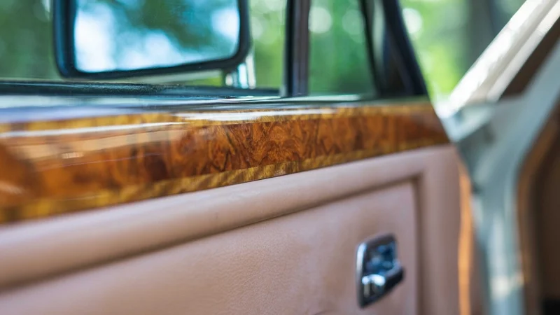 1989 Rolls-Royce Silver Spur  17