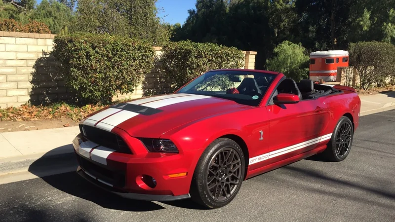2013 Ford Shelby GT500 10