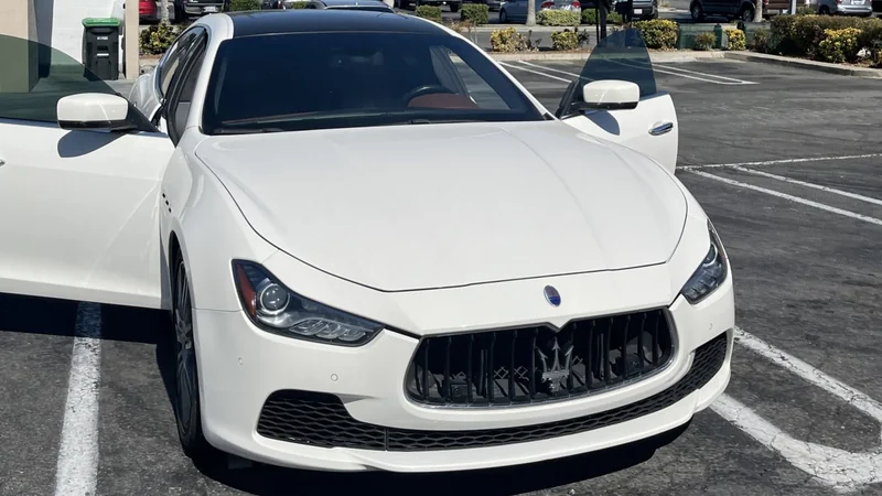 2014 Maserati Ghibli 5