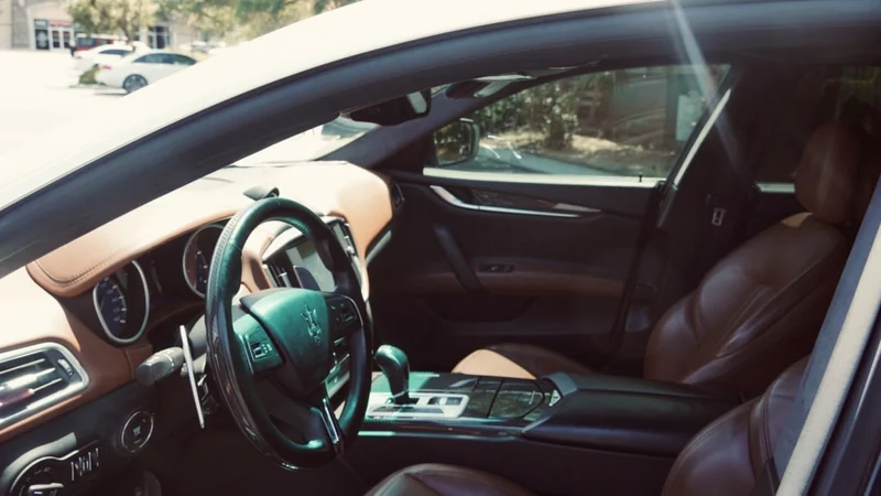 2014 Maserati Ghibli 3