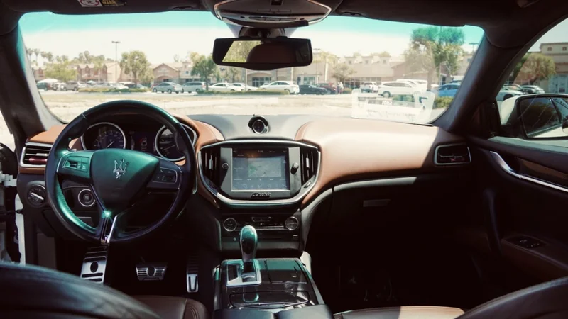 2014 Maserati Ghibli 2