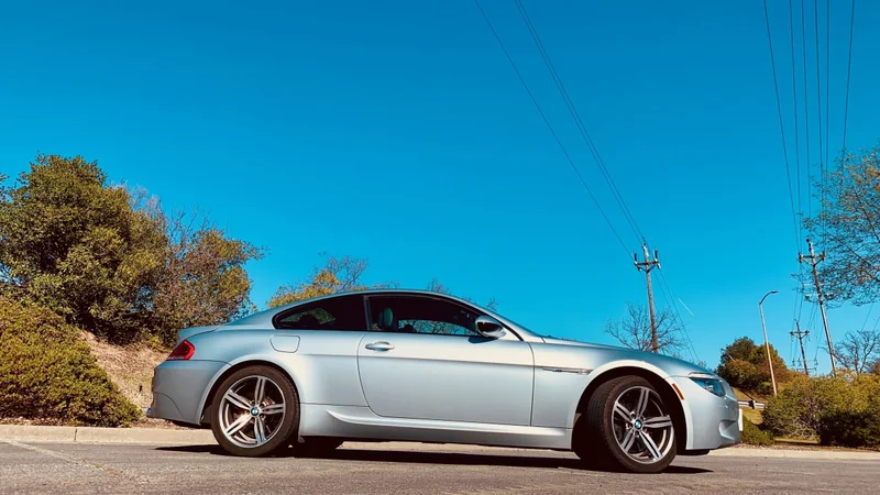 2010 BMW M6 17