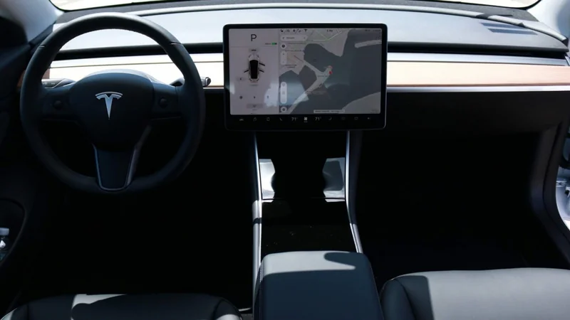 2021 Tesla 3 3