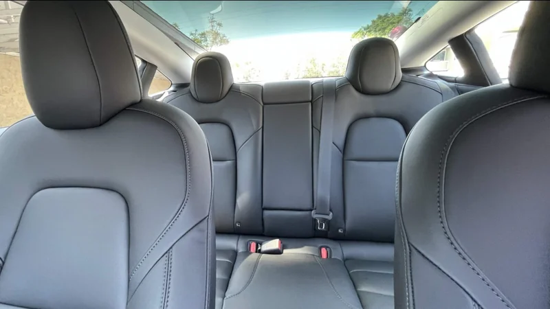 2021 Tesla 3 4