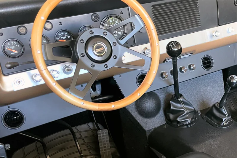 1971 International Scout 8