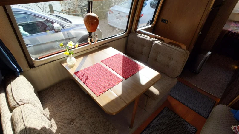 1977 GMC Motorhome 4