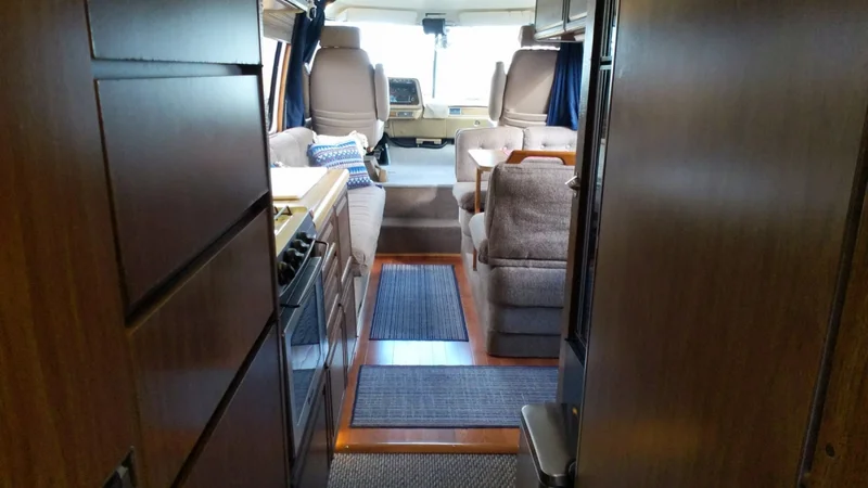 1977 GMC Motorhome 7