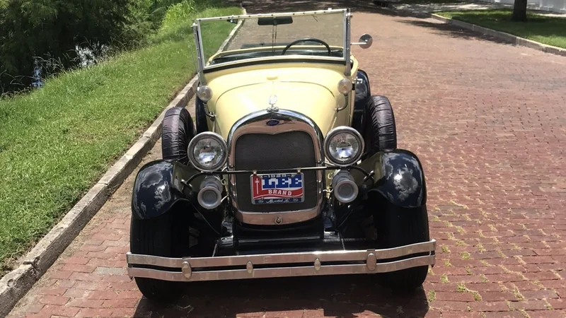 1929 Ford Model A Replica 4