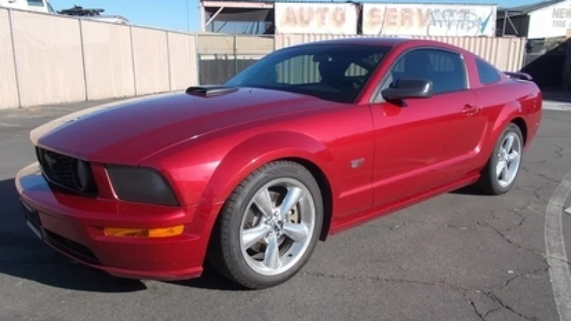 2006 Ford Mustang 8