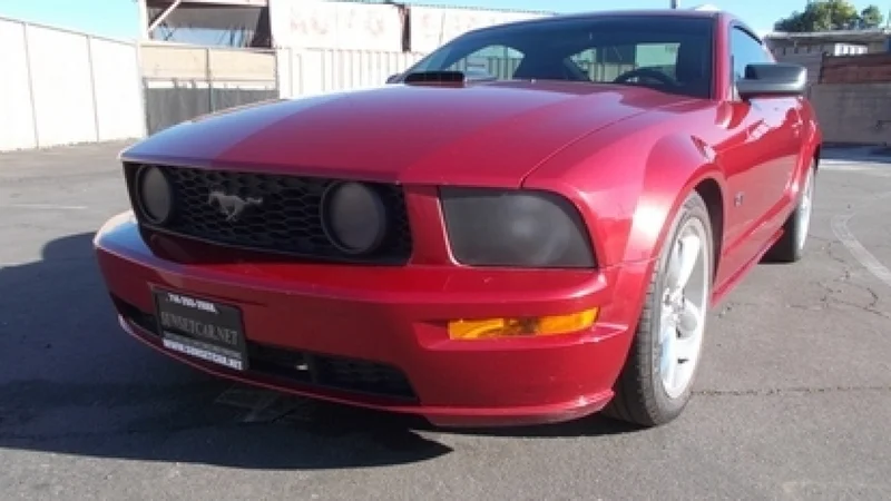 2006 Ford Mustang 9