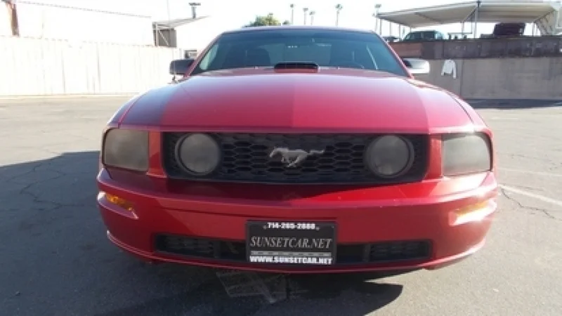 2006 Ford Mustang 10
