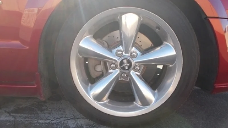 2006 Ford Mustang 19