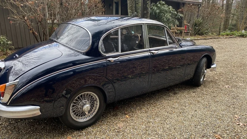 1960 Jaguar Mk II 4