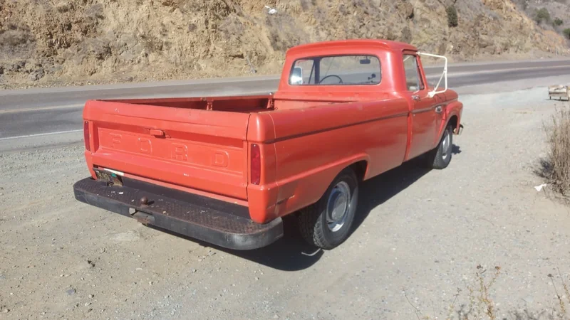1965 Ford F-250 4
