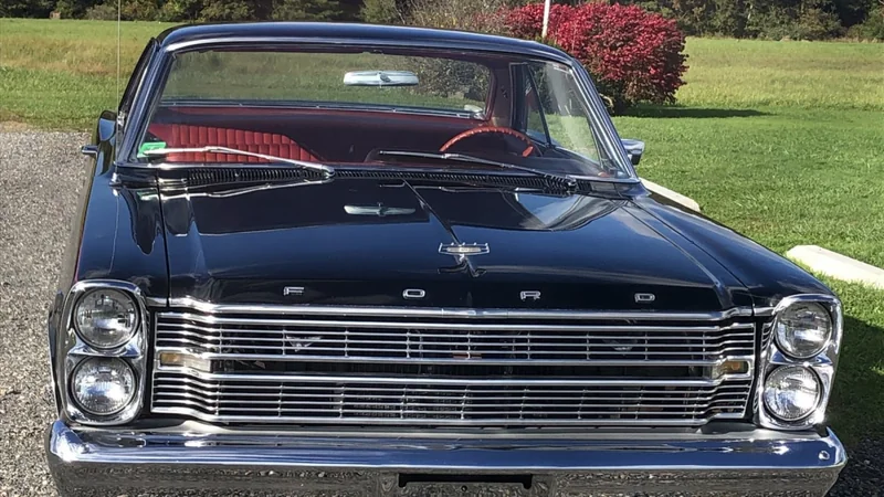 1966 Ford Galaxie 500 in Plymouth 2