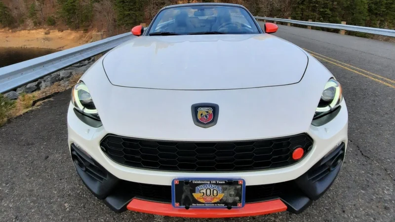 2020 Fiat 124 Abarth 3