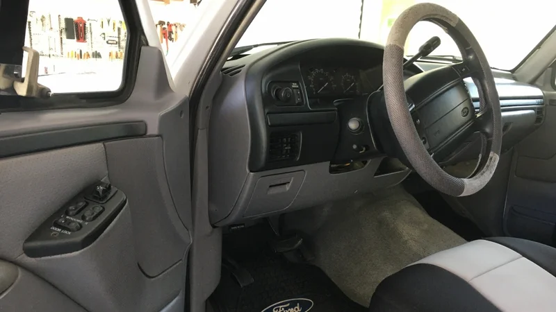 1996 Ford Bronco 4