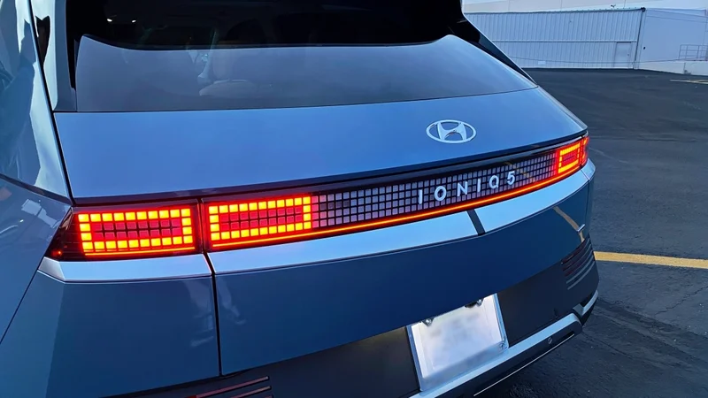 2022 Hyundai Ioniq 5 4