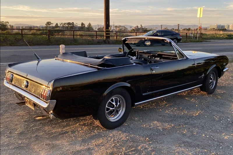 1965 Ford Mustang 3
