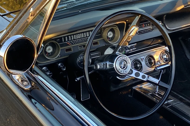 1965 Ford Mustang 4