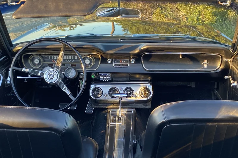 1965 Ford Mustang 8