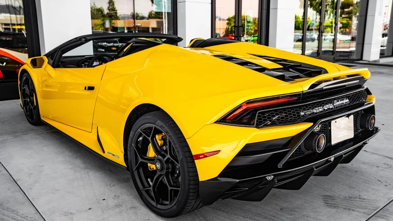 2021 Lamborghini Huracan EVO Spyder 