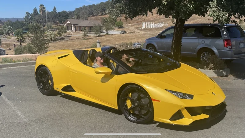 2021 Lamborghini Huracan EVO Spyder 