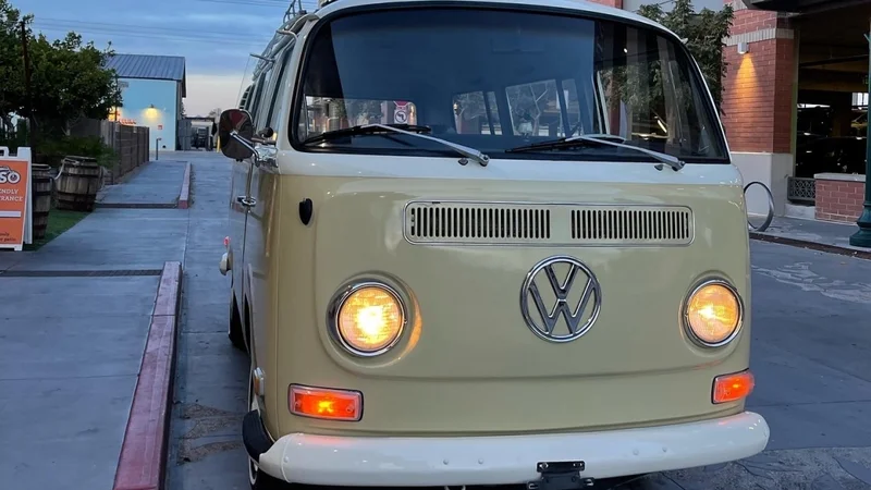 1971 Volkswagen Transporter (Van)