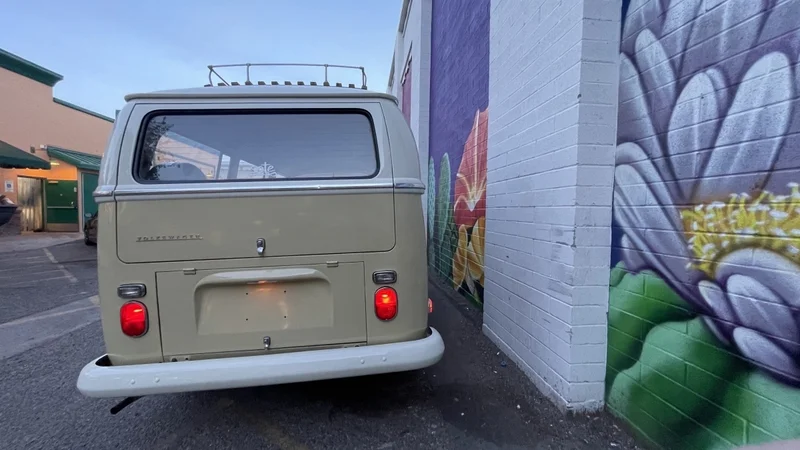 1971 Volkswagen Transporter (Van) Bus  12