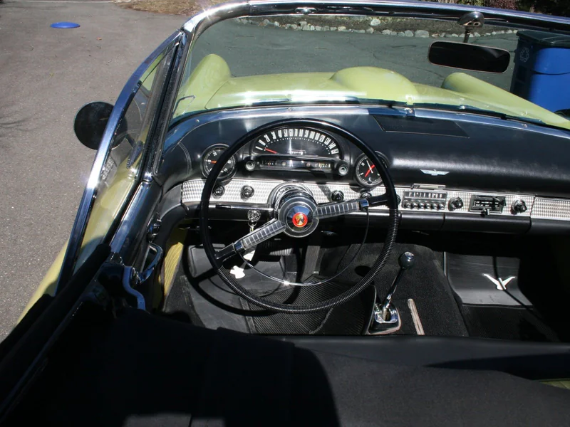 1955 Ford Thunderbird