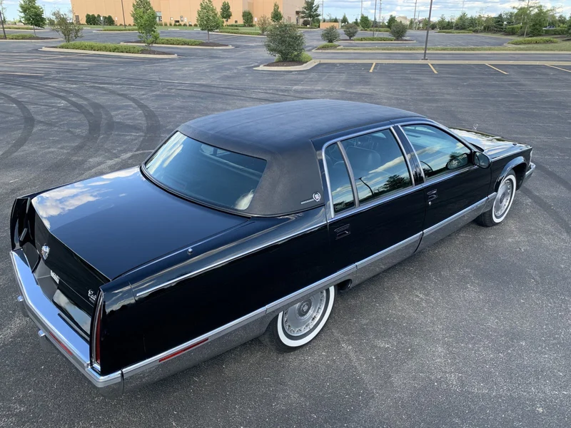 1996 Cadillac Fleetwood Brougham 17