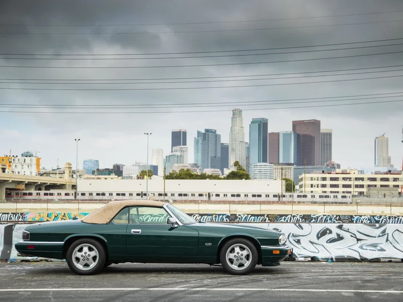 1994 Jaguar XJS 2+2 17