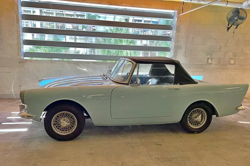 1963 Sunbeam Alpine III 11