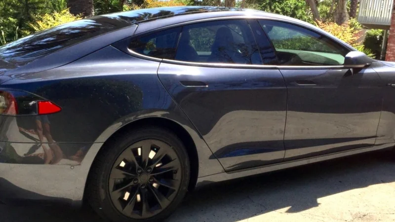 2017 Tesla Model S 2