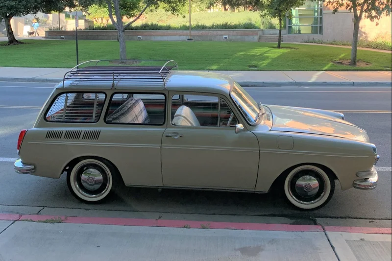 1971 Volkswagen Squareback Base 3