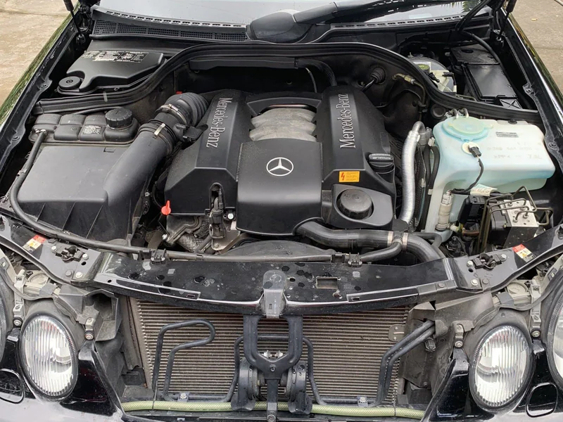 2002 Mercedes-Benz CLK320 Base 6