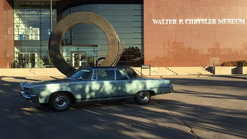 1965 Imperial Crown Coupe in Ferndale 4