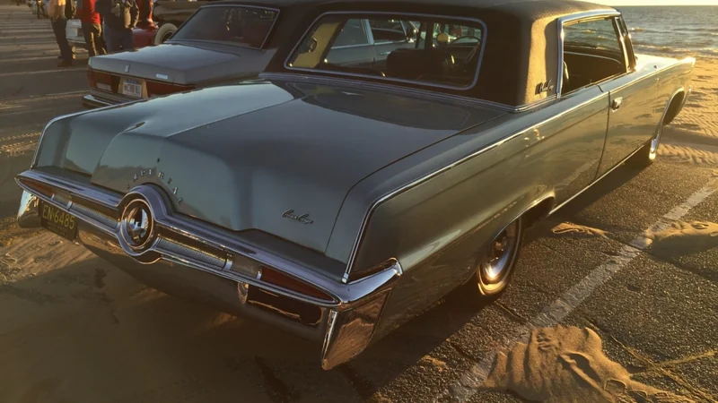 1965 Imperial Crown Coupe in Ferndale 5
