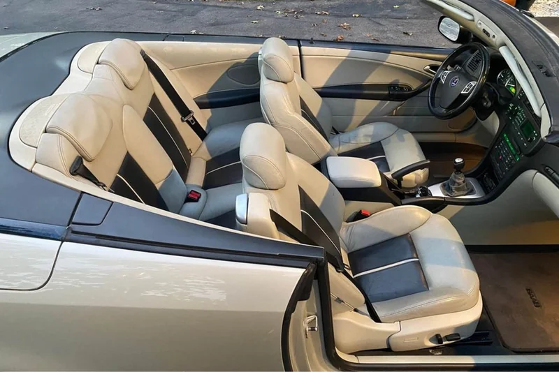 2005 Saab 93