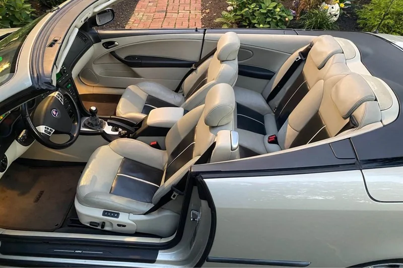 2005 Saab 93