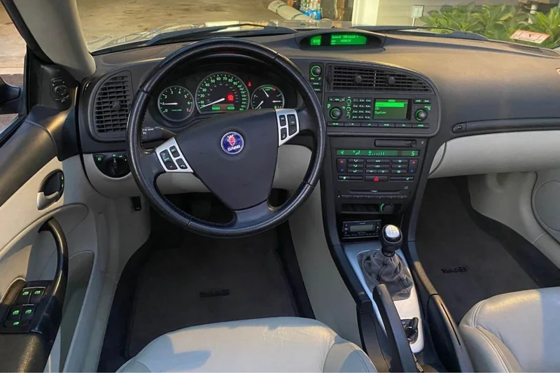2005 Saab 93