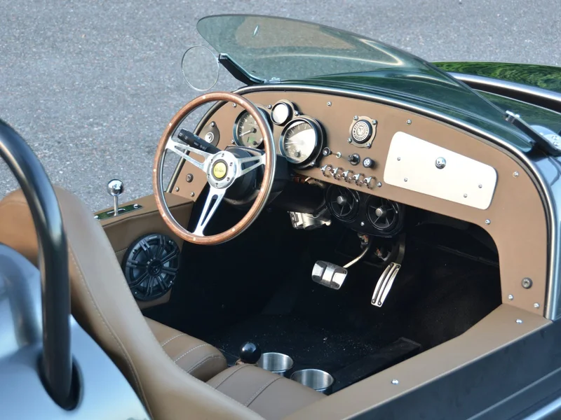 2019 Vanderhall Venice GT 16