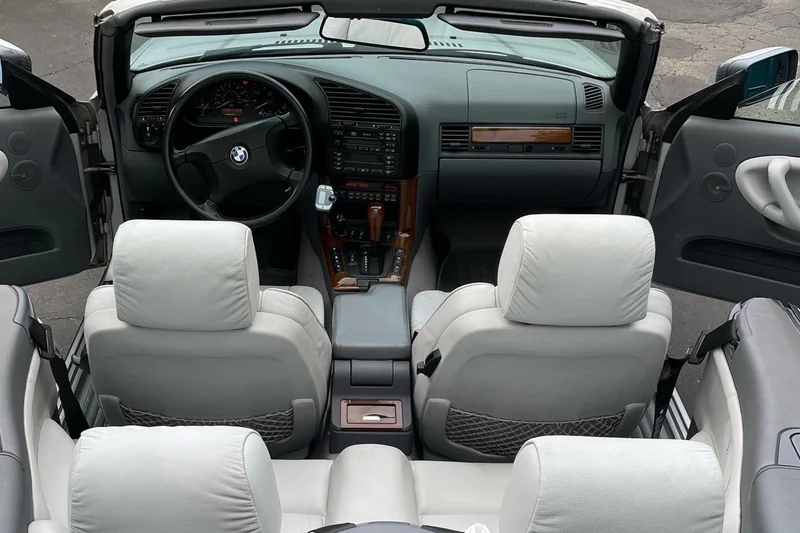 1999 BMW 328i Base 3