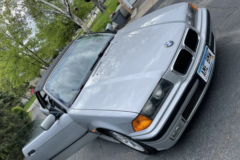 1999 BMW 328i Base 4