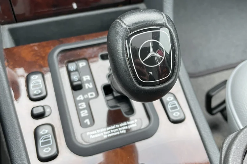 1999 Mercedes-Benz C230 Base 3