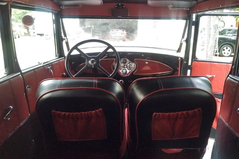 1928 Ford Model A Tudor Sedan 10
