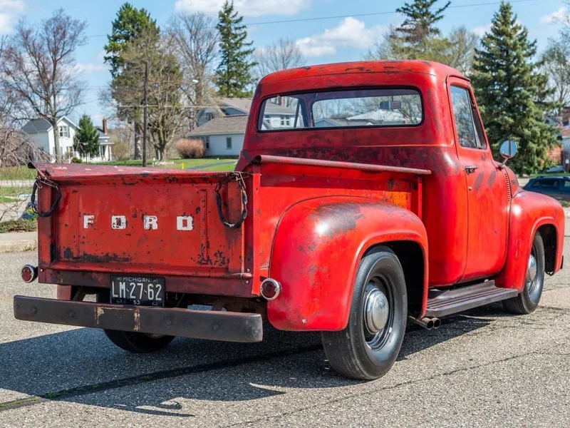 1953 Ford F-100