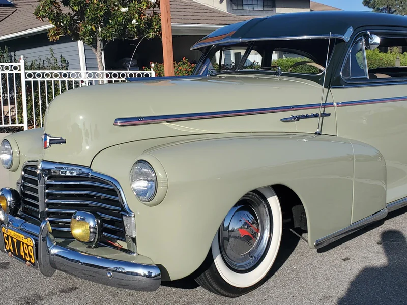 1942 Chevrolet Special Deluxe Fleetline 2