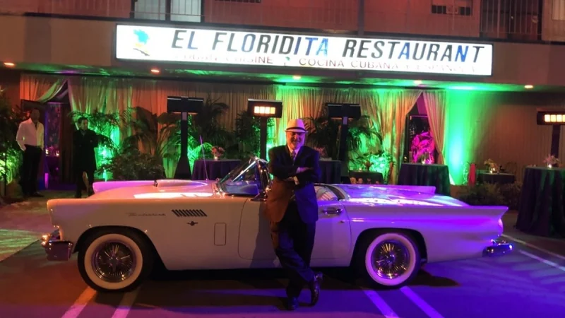 1957 Ford Thunderbird 2