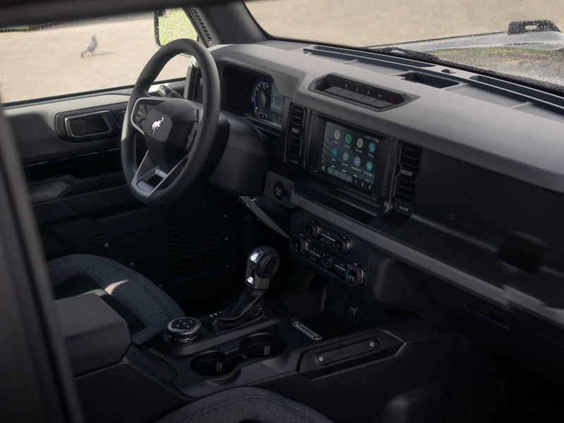 2022 Ford Bronco Base 6